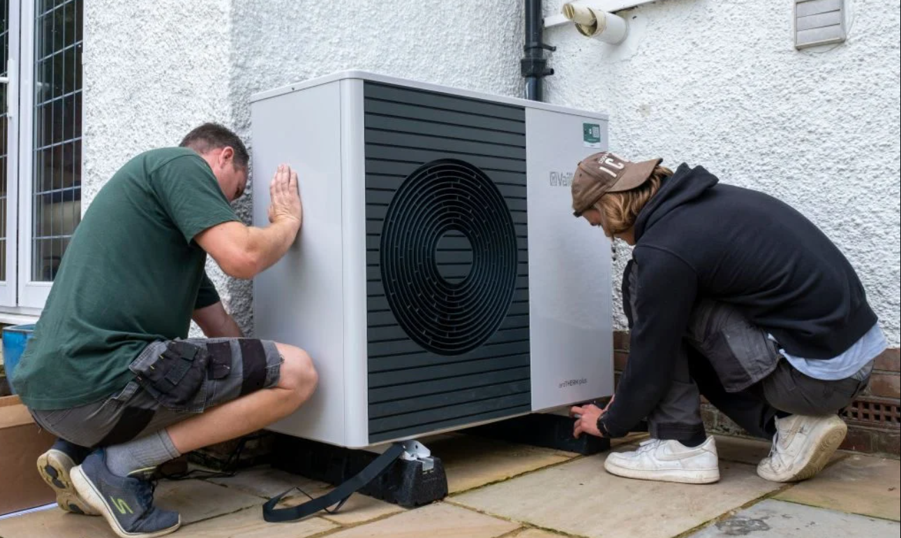 a Skilled Heat Pump Installer Can Improve Your Home's Energy Efficiency